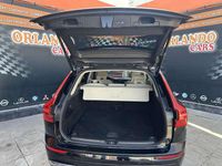 Usado Volvo XC60 Core 351 CV (258 kW) 2022 Negro SUV