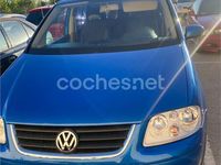 Usado VW Touran Highline 140 CV (102 kW) 2004 Azul Monovolumen