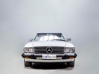 Usado Mercedes 560 230 CV (169 kW) 1988 Blanco