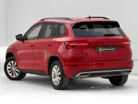 Usado Skoda Karoq Ambition 150 CV (110 kW) 2023 Rojo SUV