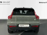 Usado Volvo XC40 Plus 175 kW (238 CV) 2023 Sage green SUV
