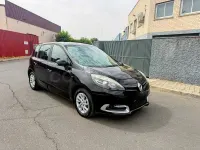Usado Renault Scénic III LIMITED 115 CV (84 kW) 2015 Negro Monovolumen