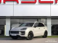 Usado Porsche Cayenne E-Hybrid Black Edition 470 CV (345 kW) 2026 Beige SUV