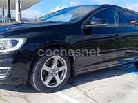 Usado Volvo V60 Kinetic 120 CV (88 kW) 2016 Negro Familiar