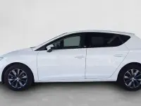 Usado Seat Leon Style 110 CV (80 kW) 2018 Blanco
