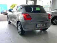Usado Suzuki Swift 83 CV (61 kW) 2023 Gris Utilitario