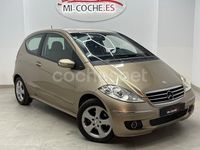 Usado Mercedes A150 Avantgarde 95 CV (69 kW) 2005 Gris / plata Berlina