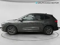 Usado Ford Kuga ST-Line 150 CV (110 kW) 2023 Gris / plata SUV