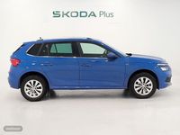 Usado Skoda Kamiq Ambition 110 CV (80 kW) 2022 Azul SUV