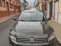 Usado VW Passat Advance 105 CV (77 kW) 2012 Gris / plata Berlina
