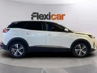 Usado Peugeot 3008 Allure 131 CV (96 kW) 2021 Blanco SUV