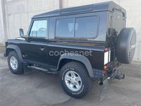 Usado Land Rover Defender SE 122 CV (89 kW) 2010 Negro Familiar