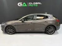 Usado Mazda 3 Luxury 150 CV (110 kW) 2014 Marrón Berlina