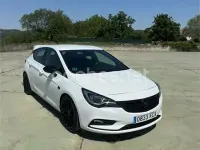 Usado Opel Astra Dynamic 150 CV (110 kW) 2017 Blanco Berlina