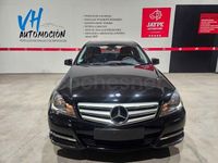 Usado Mercedes C200 Avantgarde 136 CV (100 kW) 2012 Negro Berlina