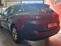 Usado Renault Mégane IV Life 115 CV (84 kW) 2020 Gris / plata