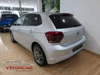 Usado VW Polo Advance 95 CV (69 kW) 2020 Gris / plata Utilitario