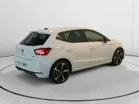 Usado Seat Ibiza FR 150 CV (110 kW) 2024 Blanco Utilitario