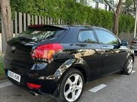 Używany Kia Ceed Active 128 KM (94 kW) 2011 Czarny Hatchback