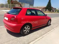 Usado Audi A3 Ambition 150 CV (110 kW) 1998 Rojo Utilitario