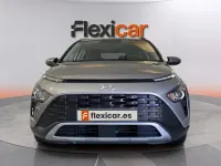 Usado Hyundai Bayon 84 CV (61 kW) 2022 Gris SUV