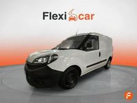 Usado Fiat Doblò Easy 105 CV (77 kW) 2022 Blanco Monovolumen