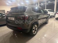 Usado Jeep Compass Limited 140 CV (102 kW) 2018 Gris / plata SUV