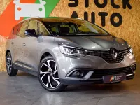 Usado Renault Grand Scénic IV Edition One 160 CV (117 kW) 2017 Gris / plata Monovolumen