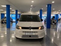 Usado VW Caddy 122 CV (89 kW) 2023 Blanco candy sólido Monovolumen