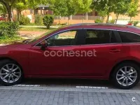 Usado Mazda 6 Luxury 150 CV (110 kW) 2015 Rojo Familiar