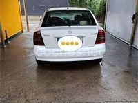 Używany Opel Astra Edition 100 KM (73 kW) 2003 Biały Sedan/Limuzyna