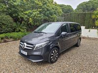 Usado Mercedes V250 Avantgarde 190 CV (139 kW) 2022 Gris / plata Monovolumen