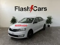 Usado Skoda Rapid Active 116 CV (85 kW) 2016 Blanco Utilitario
