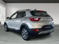 Usado Kia Stonic 100 CV (73 kW) 2024 SUV