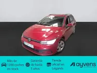 Usado VW Golf VIII Life 116 CV (85 kW) 2021 Rojo Familiar