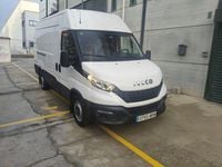 Usado Iveco Daily 136 CV (100 kW) 2019 Blanco Monovolumen