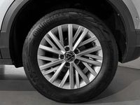 Usado VW T-Roc 110 CV (80 kW) 2023 Plateado SUV