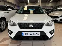 Usado Seat Arona Style 95 CV (69 kW) 2019 Blanco SUV