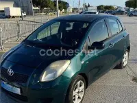 Usado Toyota Yaris Sol 90 CV (66 kW) 2007 Verde Utilitario