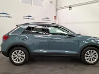 Usado VW T-Roc 150 CV (110 kW) 2025 Azul SUV