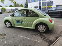Usado VW New Beetle 115 CV (84 kW) 1999 Verde Utilitario