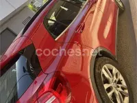 Usado Mercedes GLA180 Style 122 CV (89 kW) 2016 Rojo SUV