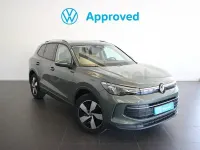 Usado VW Tiguan Life 150 CV (110 kW) 2024 Verde SUV