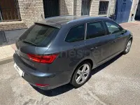 Usado Seat Leon FR 150 CV (110 kW) 2020 Gris / plata Familiar