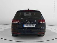 Usado VW Passat Business 122 CV (89 kW) 2021 Gris Familiar