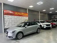 Usado Audi A1 Sportback Attraction 105 CV (77 kW) 2014 Gris / plata Utilitario