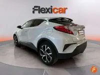 Begagnad Toyota C-HR Advance 122 HK (89 kW) 2019 Vit SUV