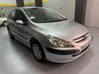 Usado Peugeot 307 110 CV (80 kW) 2002 Gris / plata Berlina