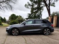 Usado Audi S3 Sportback Sport 310 CV (228 kW) 2023 Gris Utilitario