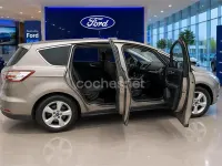 Usado Ford S-MAX Titanium 160 CV (117 kW) 2017 Beige Monovolumen